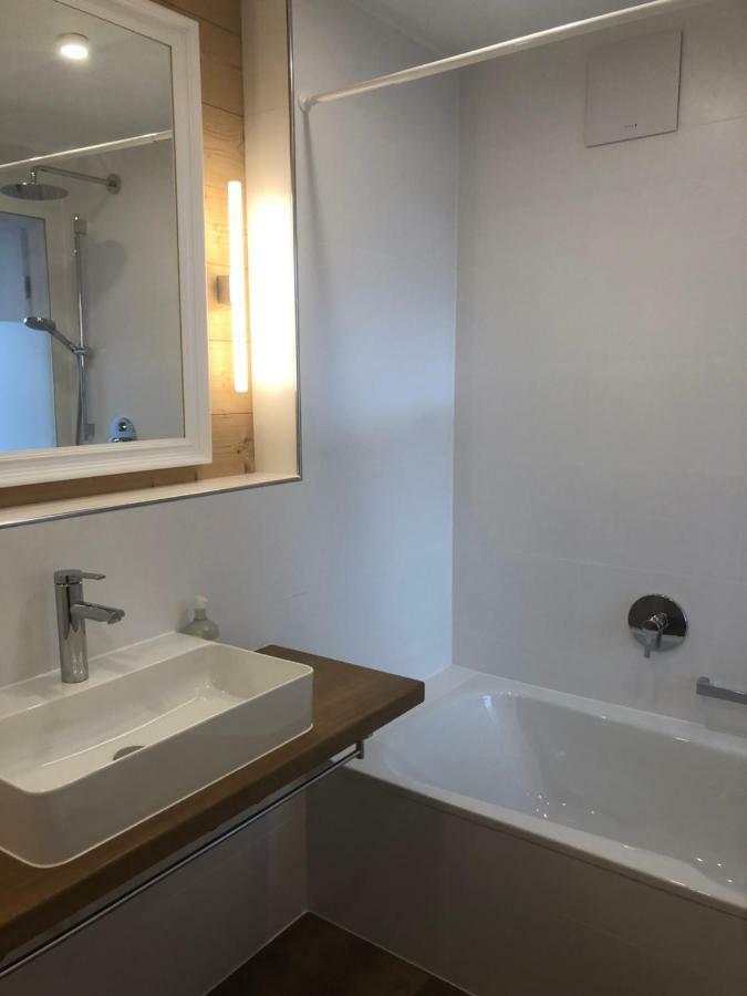 Apartment Dachjuchhe Zum See - Grosszugige 3-Zimmer-Dachgeschoss-Wohnung, Top Modern Und Sehr Zentral Schliersee Extérieur photo