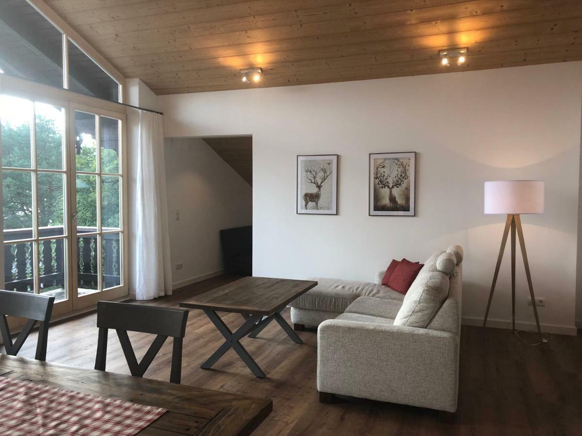 Apartment Dachjuchhe Zum See - Grosszugige 3-Zimmer-Dachgeschoss-Wohnung, Top Modern Und Sehr Zentral Schliersee Extérieur photo