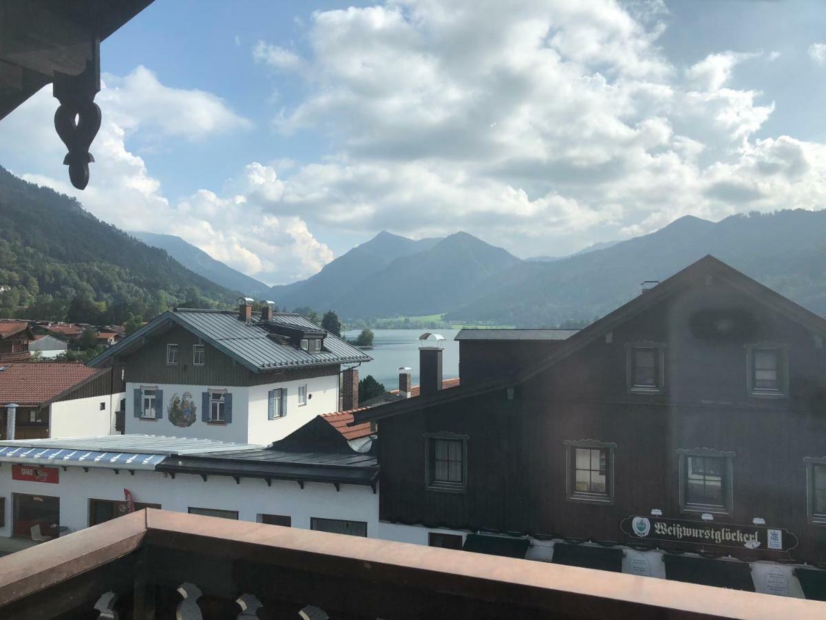 Apartment Dachjuchhe Zum See - Grosszugige 3-Zimmer-Dachgeschoss-Wohnung, Top Modern Und Sehr Zentral Schliersee Extérieur photo