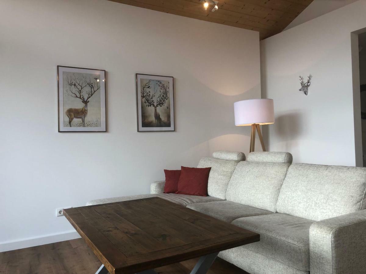 Apartment Dachjuchhe Zum See - Grosszugige 3-Zimmer-Dachgeschoss-Wohnung, Top Modern Und Sehr Zentral Schliersee Extérieur photo